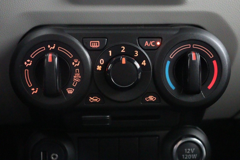 Suzuki Ignis - 1.2 Select Intro 7