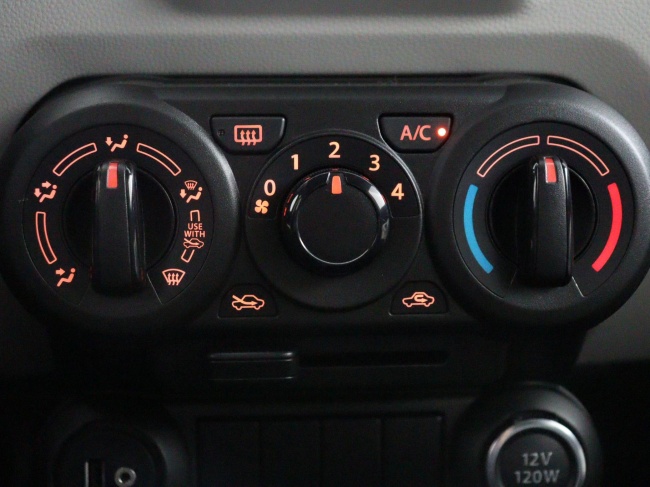 Suzuki Ignis - 1.2 Select Intro