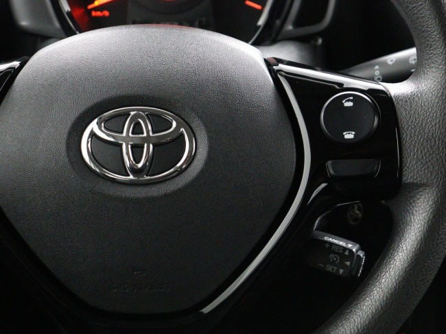 Toyota Aygo - 1.0 VVT-i x-fun
