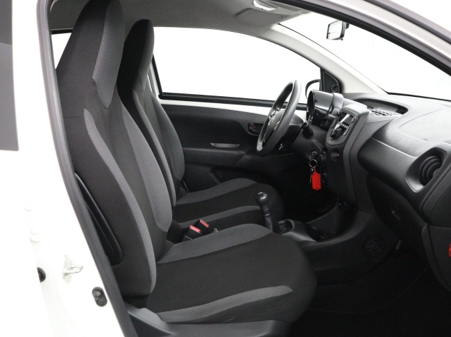 Toyota Aygo - 1.0 VVT-i x-fun