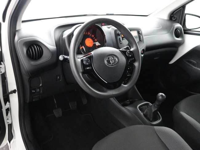 Toyota Aygo - 1.0 VVT-i x-fun