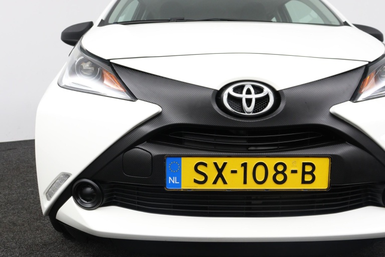 Toyota Aygo - 1.0 VVT-i x-fun 56