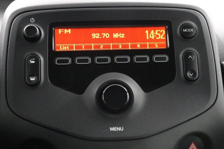 Toyota Aygo - 1.0 VVT-i x-fun 7
