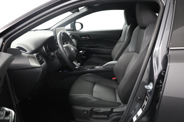 Toyota C-HR - 2.0 Hybrid Business Plus 17