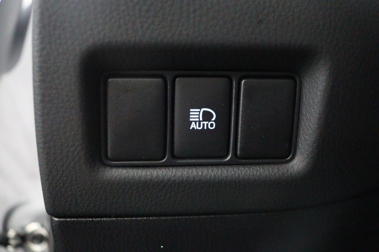 Toyota C-HR - 2.0 Hybrid Business Plus 30