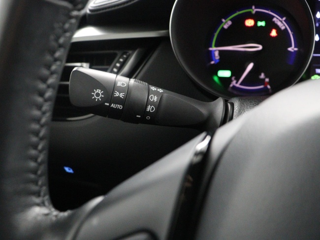 Toyota C-HR - 2.0 Hybrid Business Plus