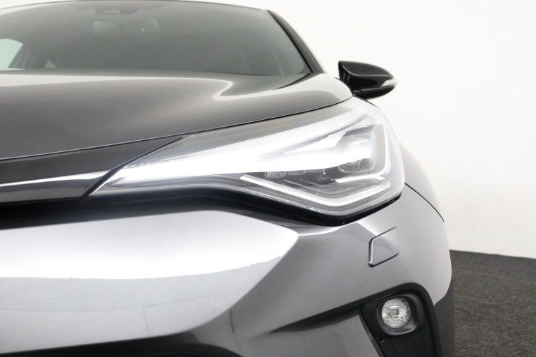 Toyota C-HR - 2.0 Hybrid Business Plus 36
