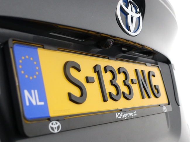 Toyota C-HR - 2.0 Hybrid Business Plus