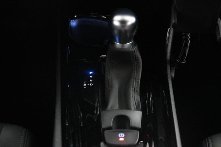 Toyota C-HR - 2.0 Hybrid Business Plus 62