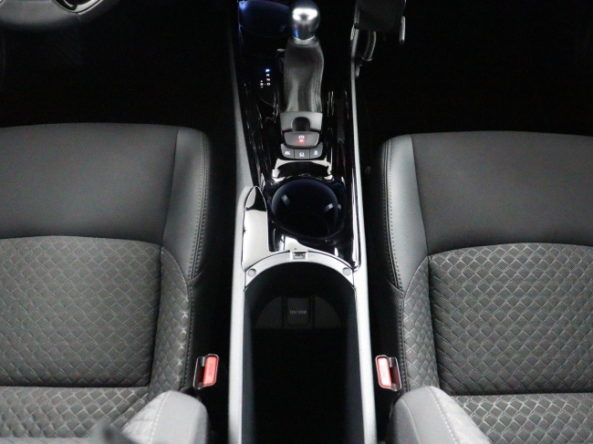 Toyota C-HR - 2.0 Hybrid Business Plus