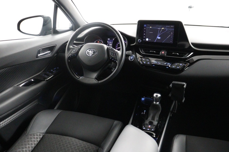 Toyota C-HR - 2.0 Hybrid Business Plus 66