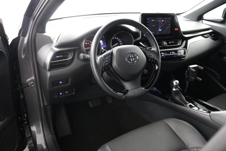 Toyota C-HR - 2.0 Hybrid Business Plus 69