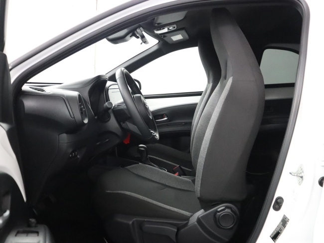 Toyota Aygo X - 1.0 VVT-i S-CVT Pulse