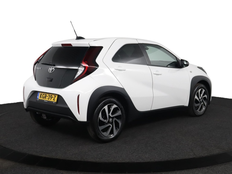 Toyota Aygo X - 1.0 VVT-i S-CVT Pulse 2