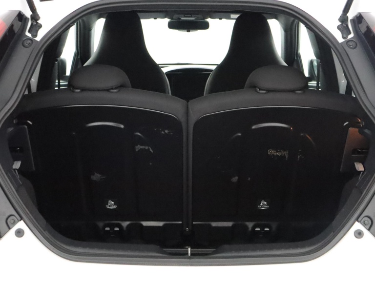 Toyota Aygo X - 1.0 VVT-i S-CVT Pulse 24
