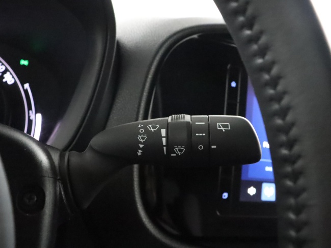 Toyota Aygo X - 1.0 VVT-i S-CVT Pulse