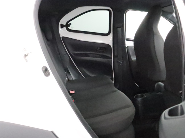 Toyota Aygo X - 1.0 VVT-i S-CVT Pulse
