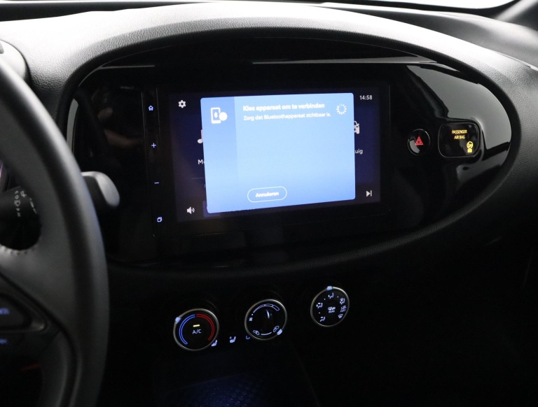 Toyota Aygo X - 1.0 VVT-i S-CVT Pulse 49
