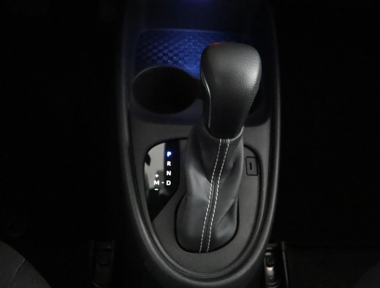 Toyota Aygo X - 1.0 VVT-i S-CVT Pulse 55
