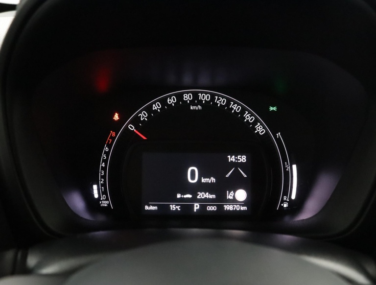 Toyota Aygo X - 1.0 VVT-i S-CVT Pulse 6