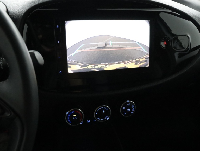 Toyota Aygo X - 1.0 VVT-i S-CVT Pulse 9