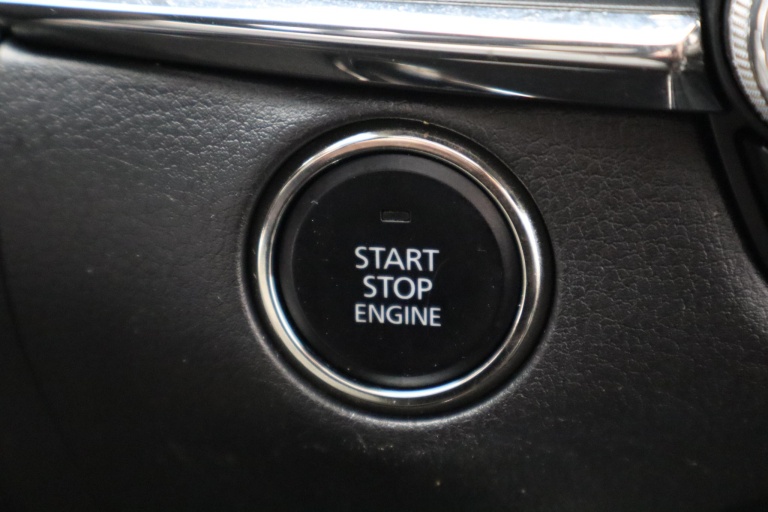Mazda CX-30 - 2.0 e-SkyActiv-X M Hybrid Luxury 18