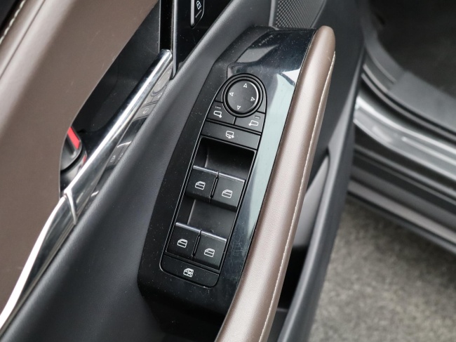 Mazda CX-30 - 2.0 e-SkyActiv-X M Hybrid Luxury