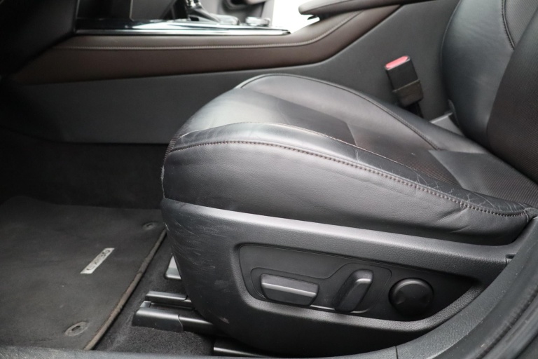 Mazda CX-30 - 2.0 e-SkyActiv-X M Hybrid Luxury 28