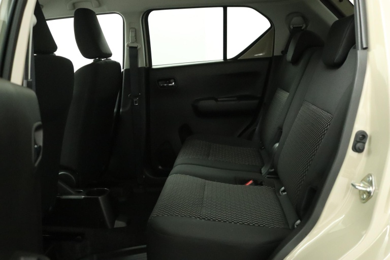 Suzuki Ignis - 1.2 Smart Hybrid Style 18