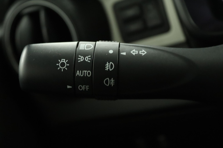 Suzuki Ignis - 1.2 Smart Hybrid Style 31
