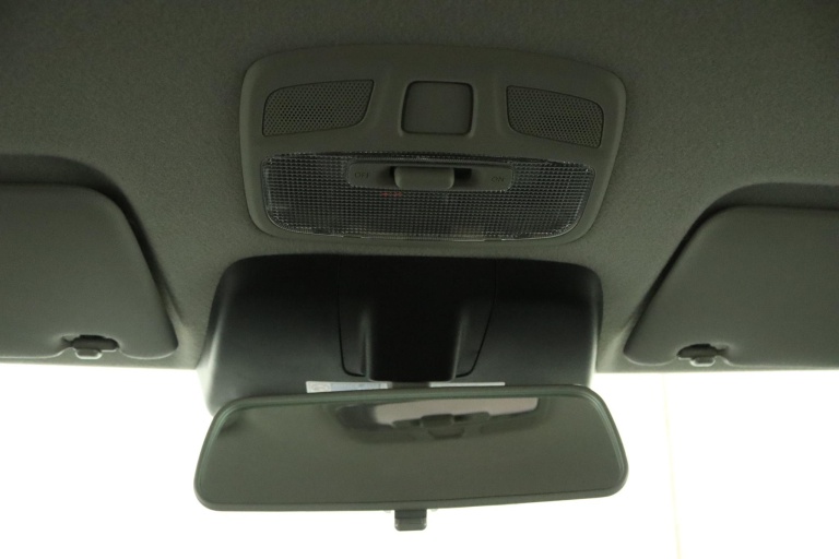 Suzuki Ignis - 1.2 Smart Hybrid Style 32