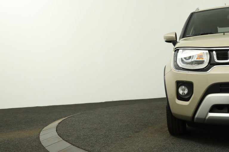 Suzuki Ignis - 1.2 Smart Hybrid Style 35