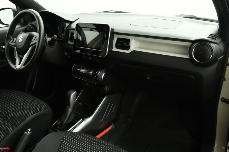 Suzuki Ignis - 1.2 Smart Hybrid Style 42