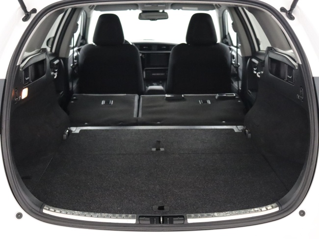 Toyota Auris Touring Sports - 1.8 Hybrid Dynamic Go