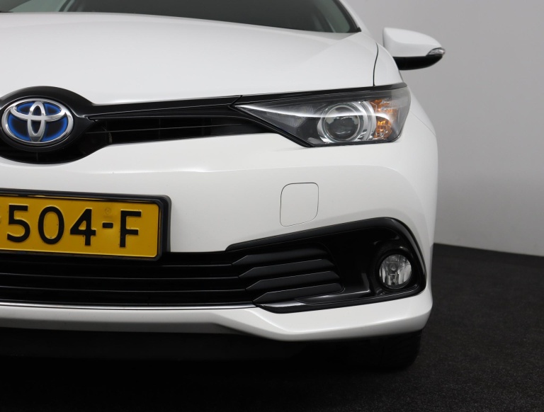 Toyota Auris Touring Sports - 1.8 Hybrid Dynamic Go 34