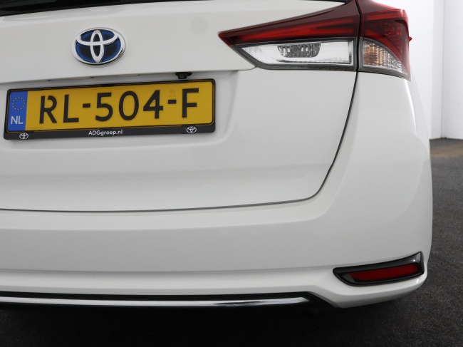 Toyota Auris Touring Sports - 1.8 Hybrid Dynamic Go