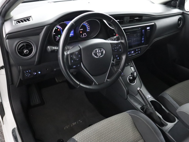 Toyota Auris Touring Sports - 1.8 Hybrid Dynamic Go