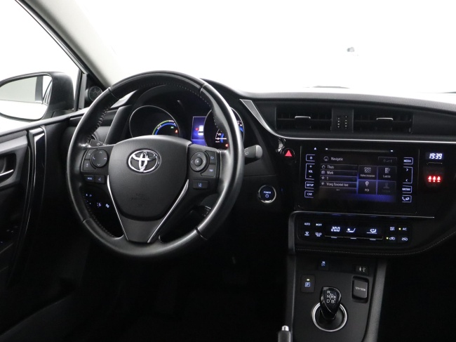 Toyota Auris Touring Sports - 1.8 Hybrid Dynamic Go