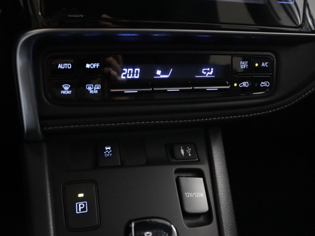 Toyota Auris Touring Sports - 1.8 Hybrid Dynamic Go