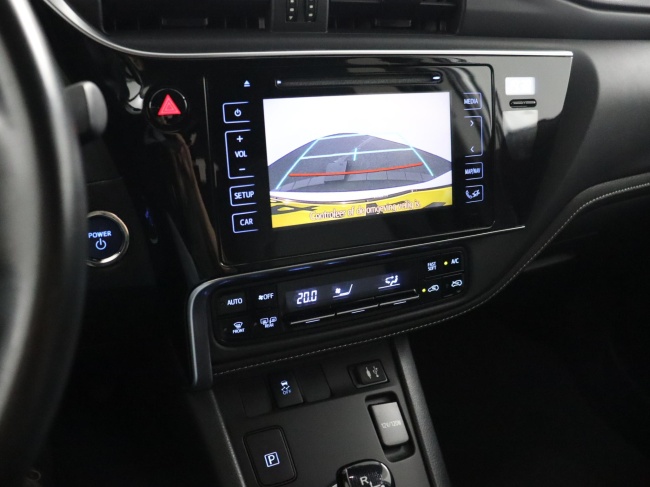 Toyota Auris Touring Sports - 1.8 Hybrid Dynamic Go