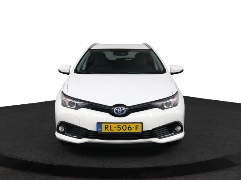 Toyota Auris Touring Sports - 1.8 Hybrid Dynamic Go 16