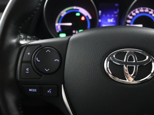 Toyota Auris Touring Sports - 1.8 Hybrid Dynamic Go