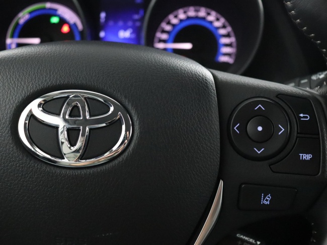 Toyota Auris Touring Sports - 1.8 Hybrid Dynamic Go