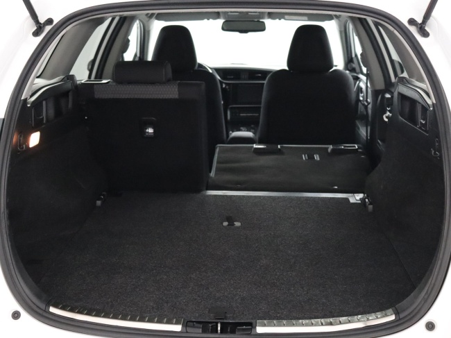 Toyota Auris Touring Sports - 1.8 Hybrid Dynamic Go