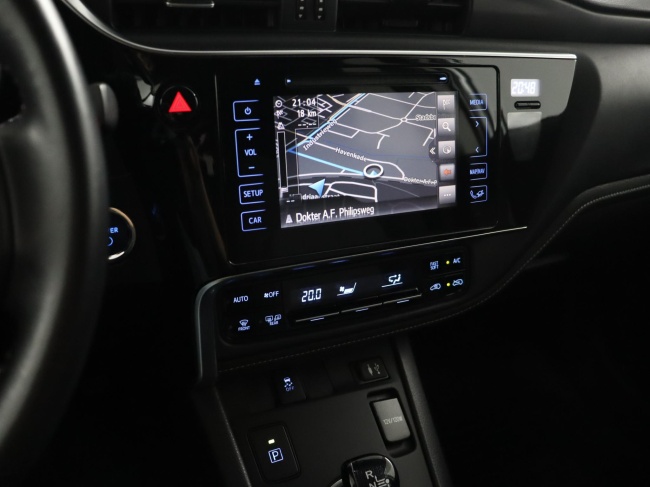 Toyota Auris Touring Sports - 1.8 Hybrid Dynamic Go