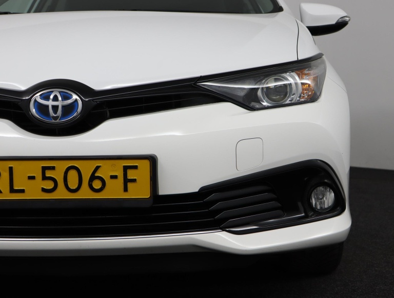 Toyota Auris Touring Sports - 1.8 Hybrid Dynamic Go 35