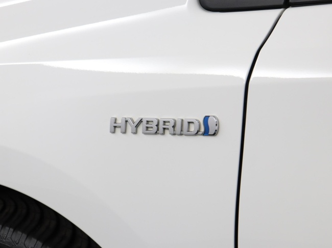 Toyota Auris Touring Sports - 1.8 Hybrid Dynamic Go