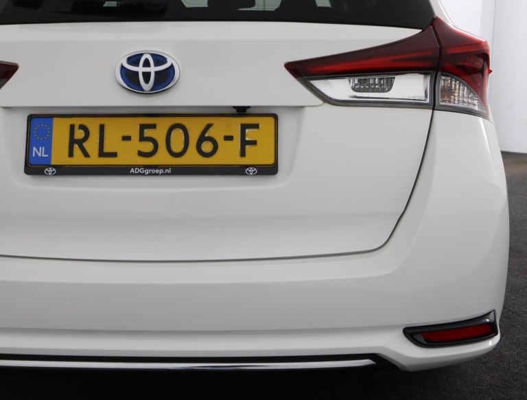Toyota Auris Touring Sports - 1.8 Hybrid Dynamic Go 44