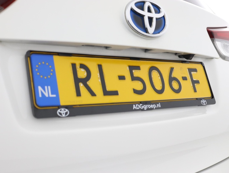 Toyota Auris Touring Sports - 1.8 Hybrid Dynamic Go 45