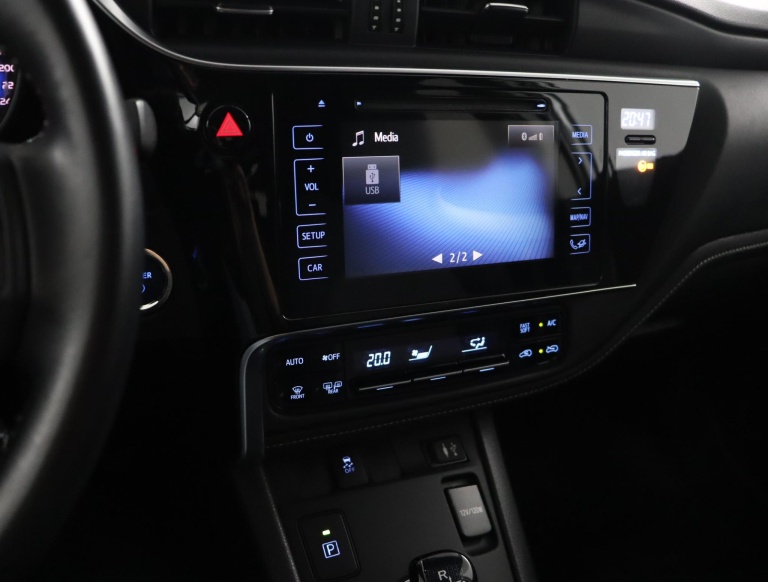 Toyota Auris Touring Sports - 1.8 Hybrid Dynamic Go 53